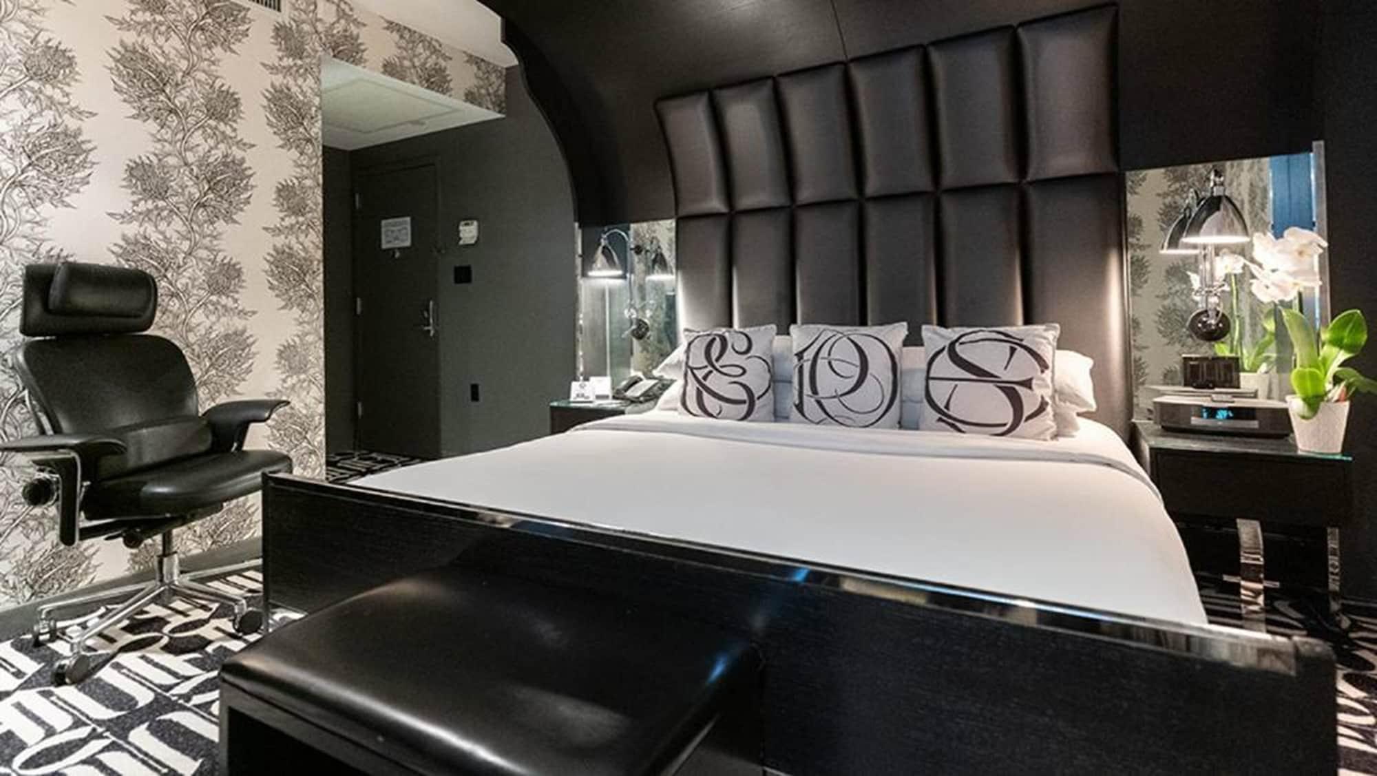 Night Hotel By Sb At Times Square New York Bagian luar foto