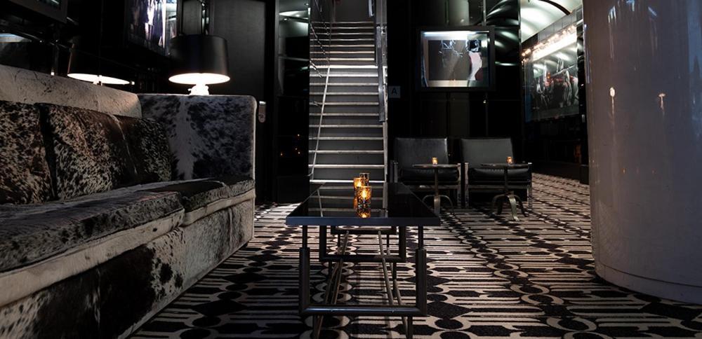 Night Hotel By Sb At Times Square New York Bagian luar foto