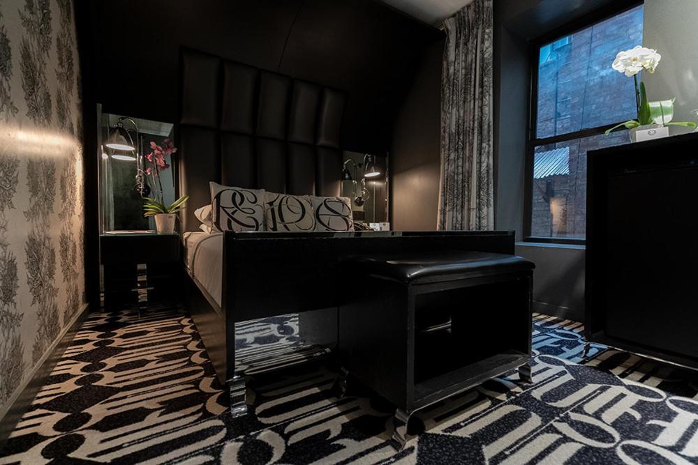 Night Hotel By Sb At Times Square New York Bagian luar foto